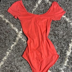 CHARLOTTE RUSSE OFF SHOULDER BODY SUIT✨